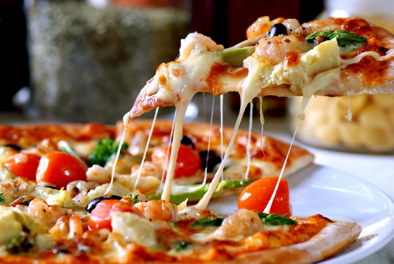 pizzeria-AURIBEAU SUR SIAGNE-min_pizza-5179939